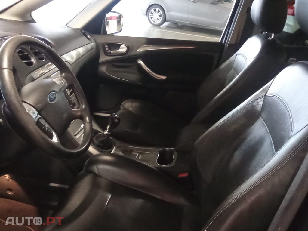 Ford S-Max 2.0 TDCi Titanium 7L