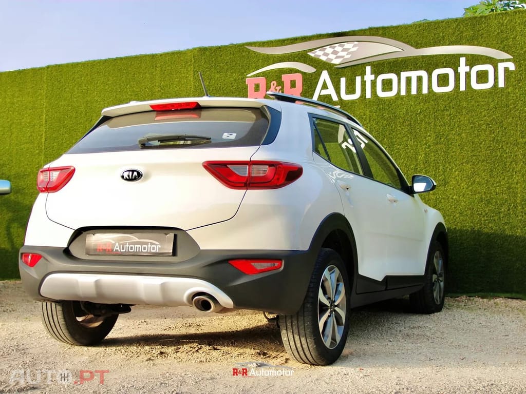 Kia Stonic 1.0 T-GDI Drive