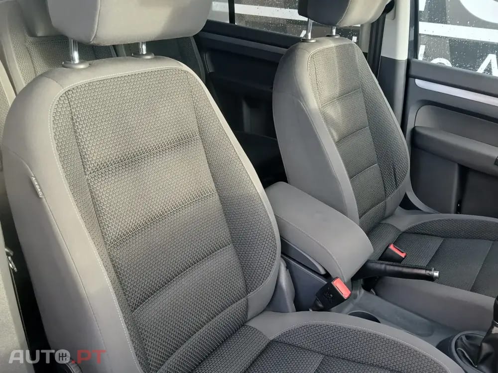 Volkswagen Touran 1.6 TDI Blue.Highine 7L
