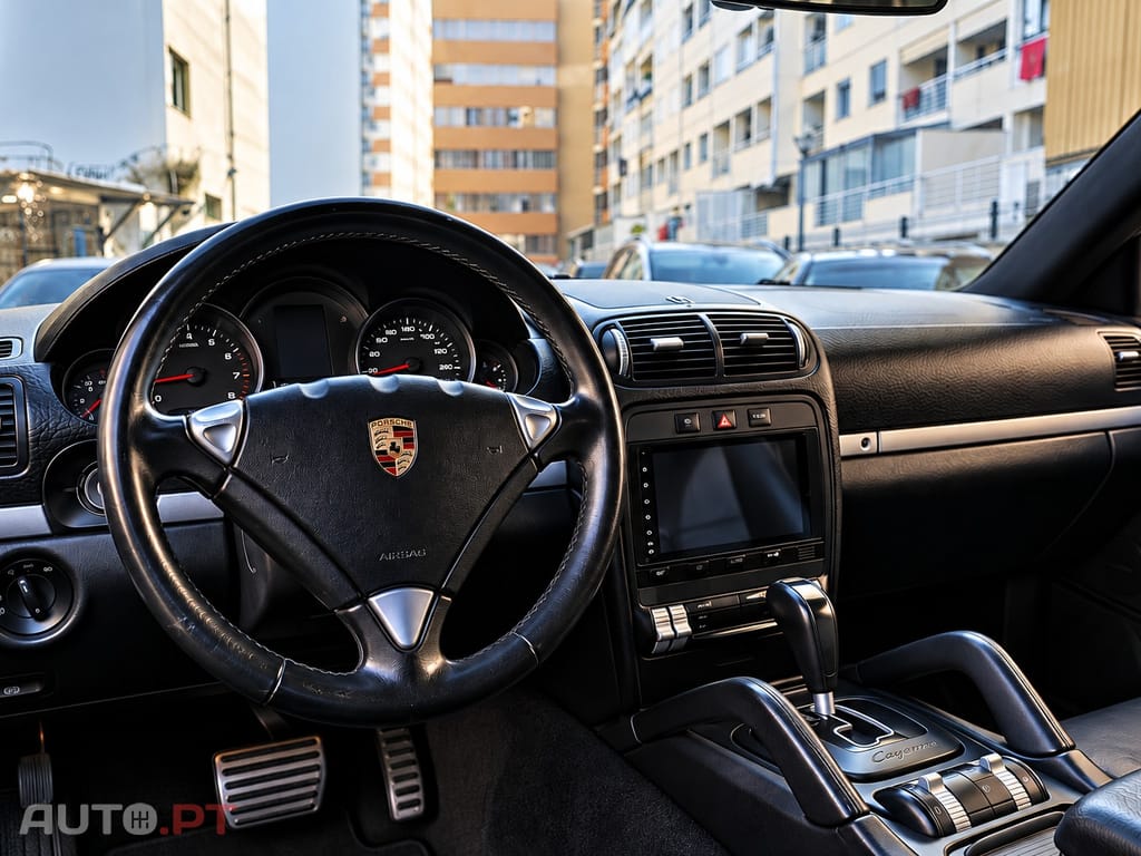 Porsche Cayenne Tiptronic