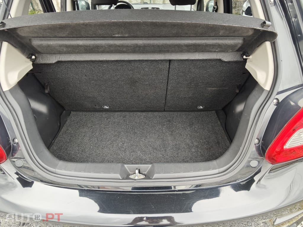 Mitsubishi Space Star 1.2 Intense Connect Edition