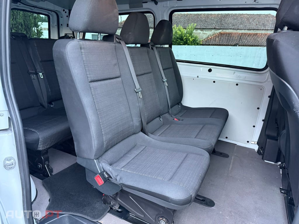 Mercedes-Benz Vito CDI PRO 8 LUGARES