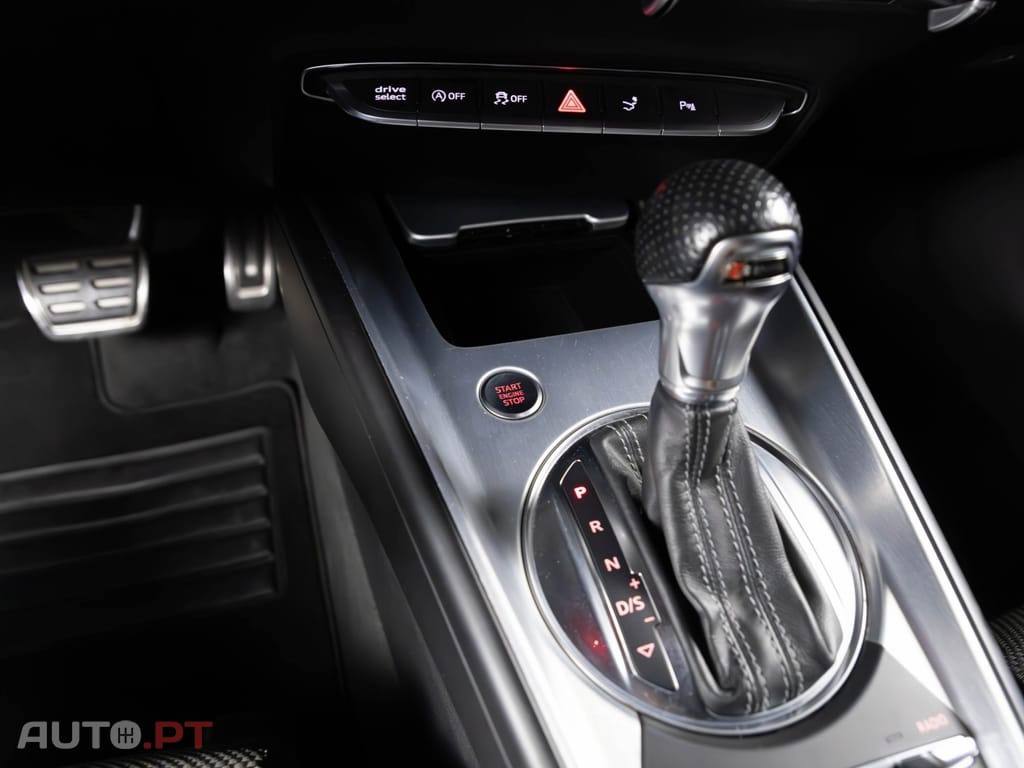 Audi TT 2.0 TFSI S-line S tronic