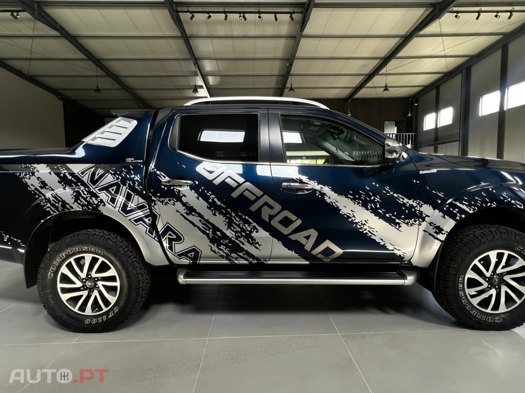 Nissan Navara 2.3 Cdi 4WD - Dupla Cabine