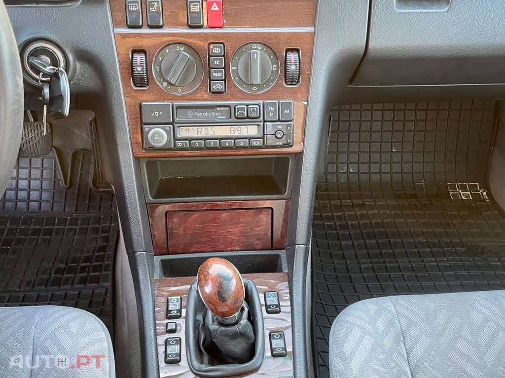 Mercedes-Benz C 220 D Elegance