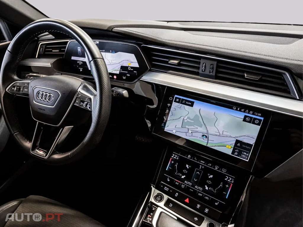 Audi E-Tron I.V.A DEDUTÍVEL 55 S LINE BLACK 21Z