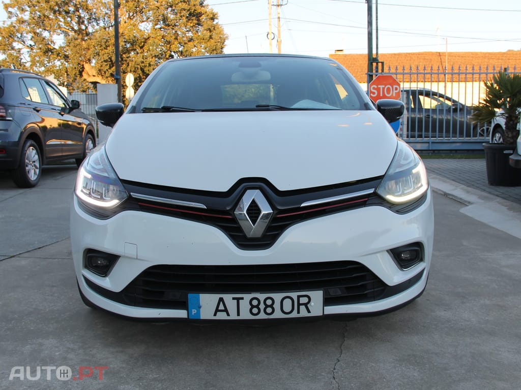 Renault Clio Bose
