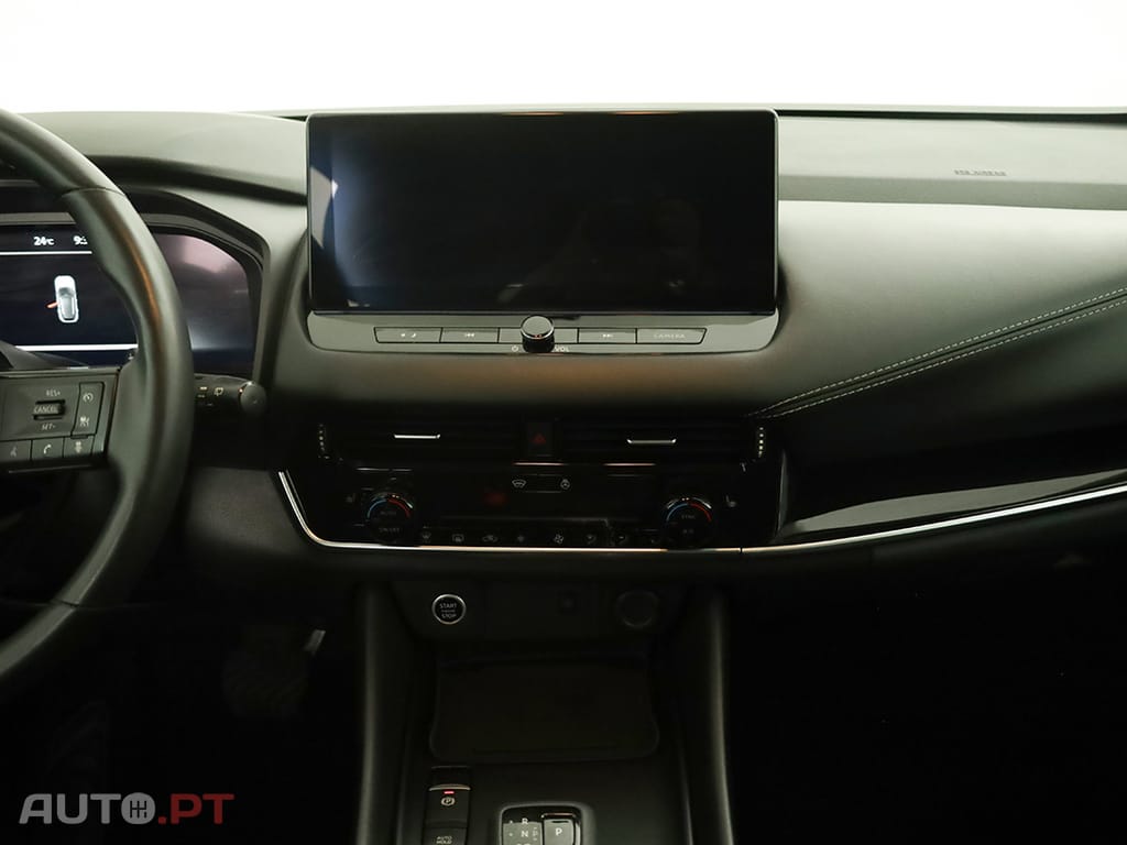 Nissan Qashqai Qashqai 1.3 DIG-T N-Connecta LED Xtronic