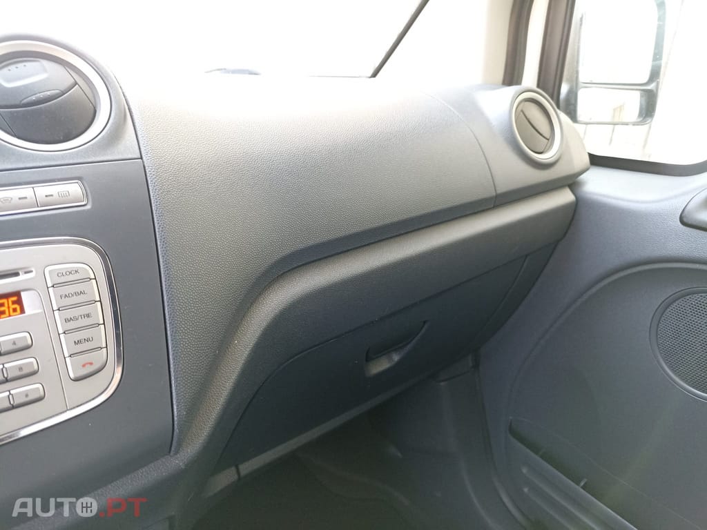 Ford Transit Connect 1.8 TDCi Longa