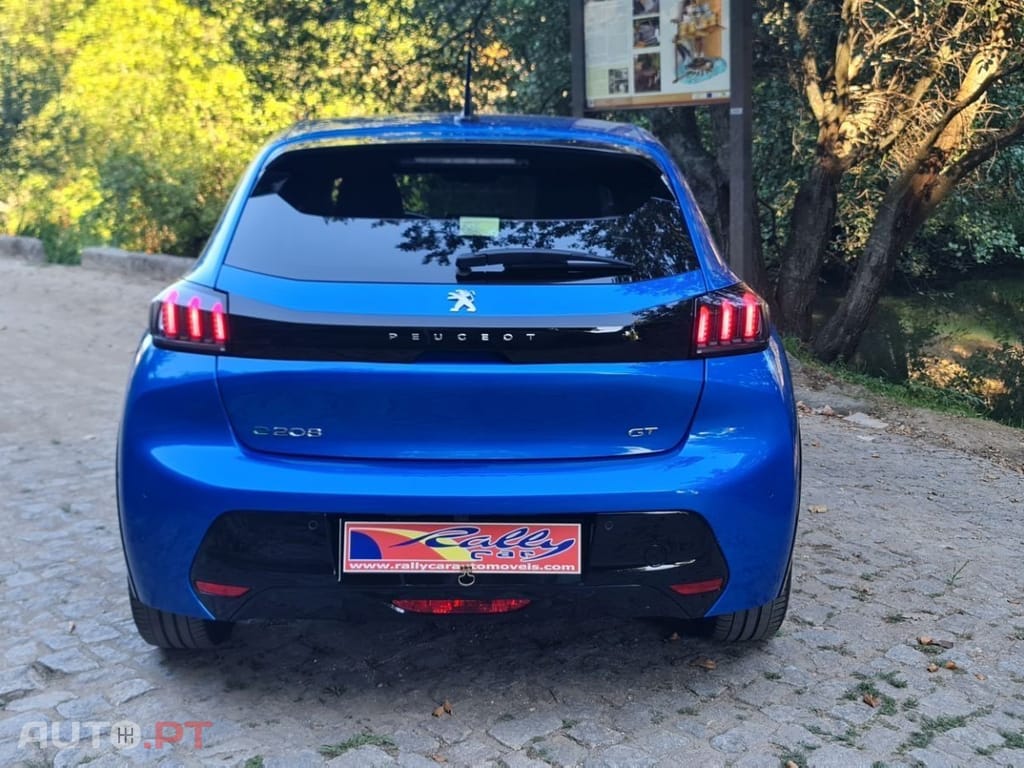 Peugeot E-208 GT