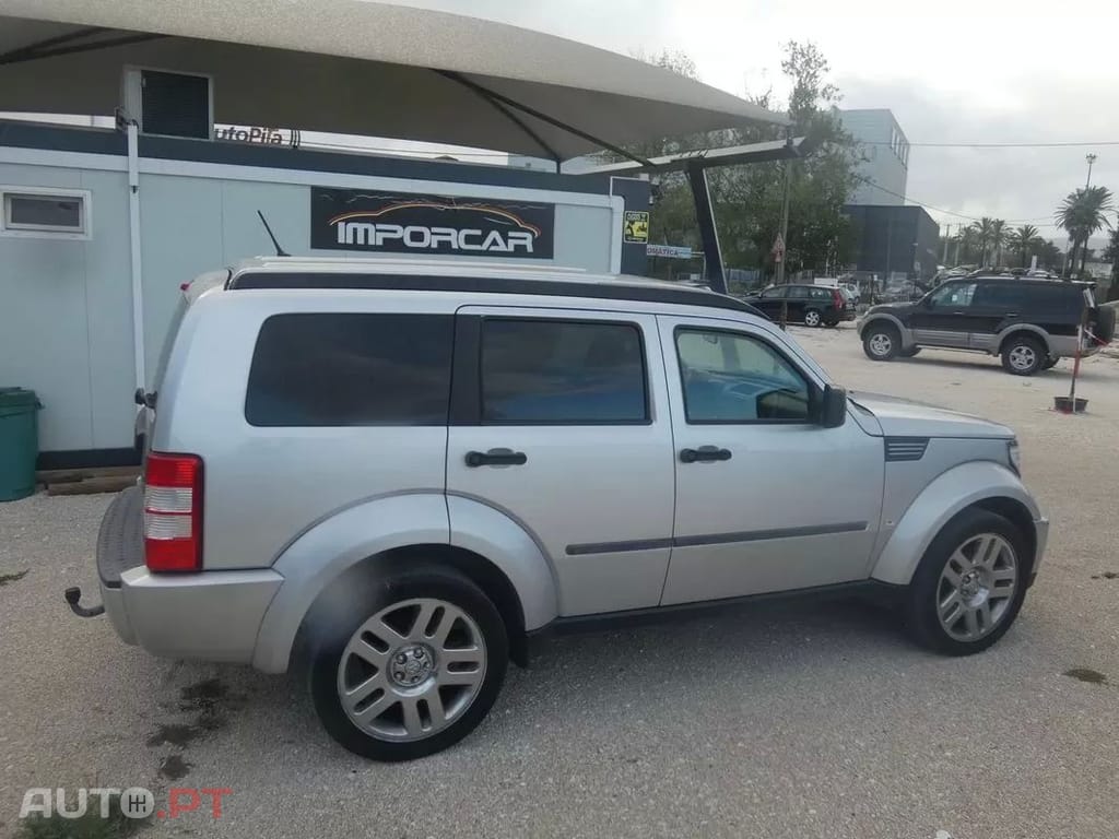 Dodge Nitro  2 8 Crd Dpf Se 2wd