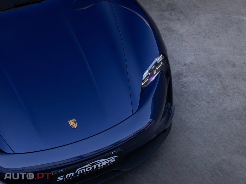 Porsche Taycan Standard