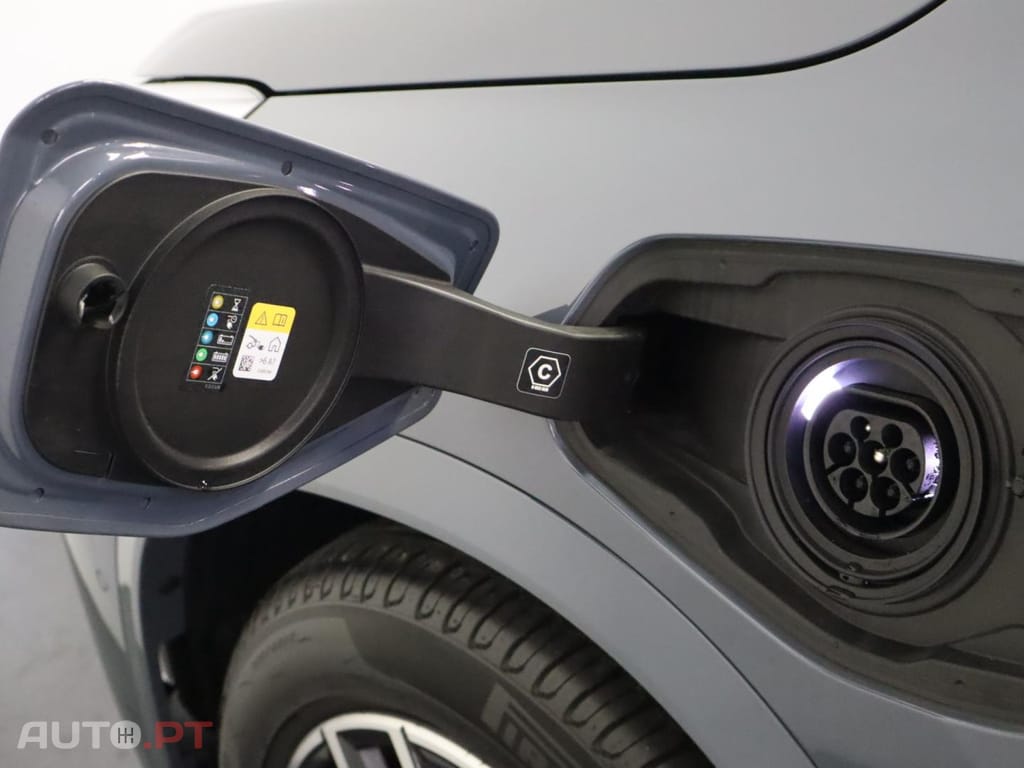 BMW X1 xDrive25e Pack Desportivo M