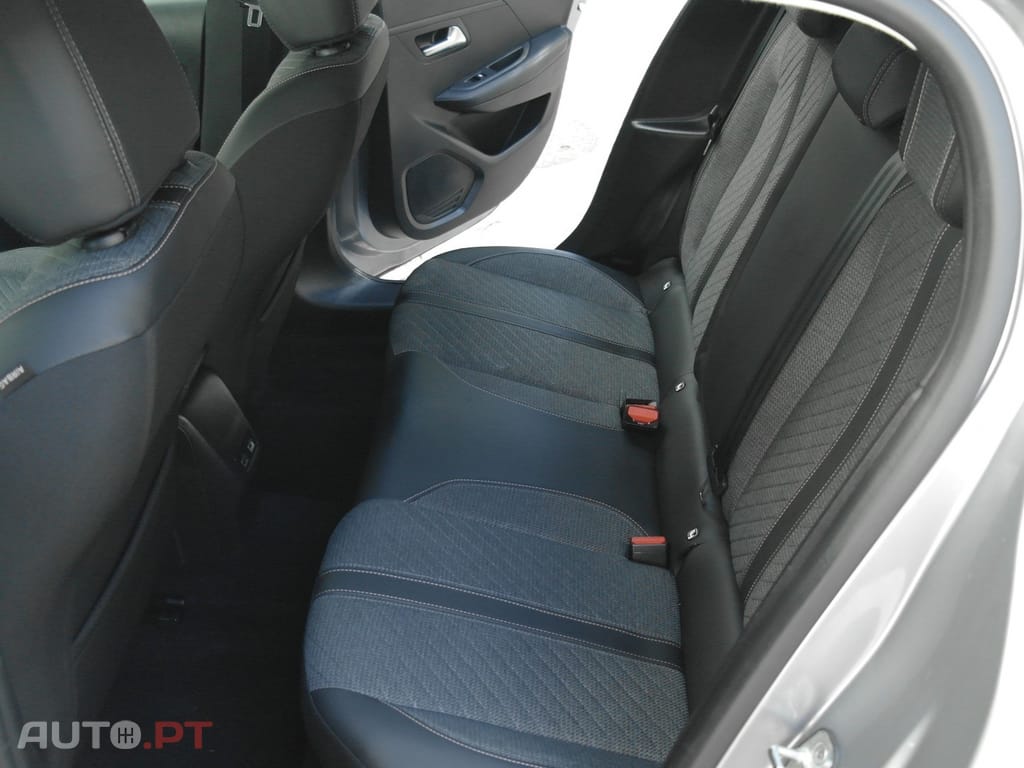 Peugeot 208 1.2 PureTech Allure