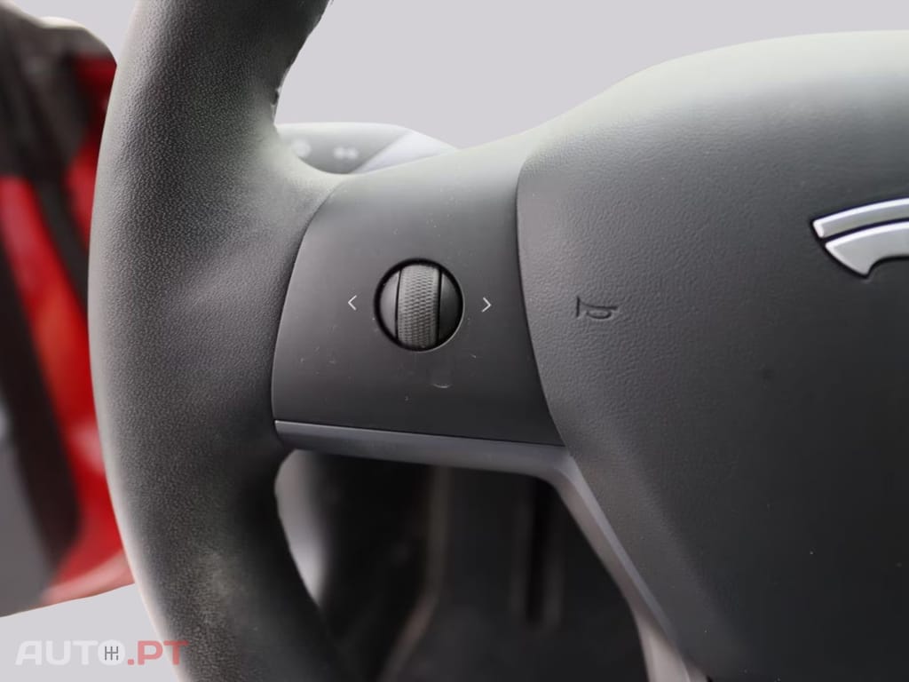 Tesla Model 3 Long-Range AWD I.V.A DEDUTÍVEL