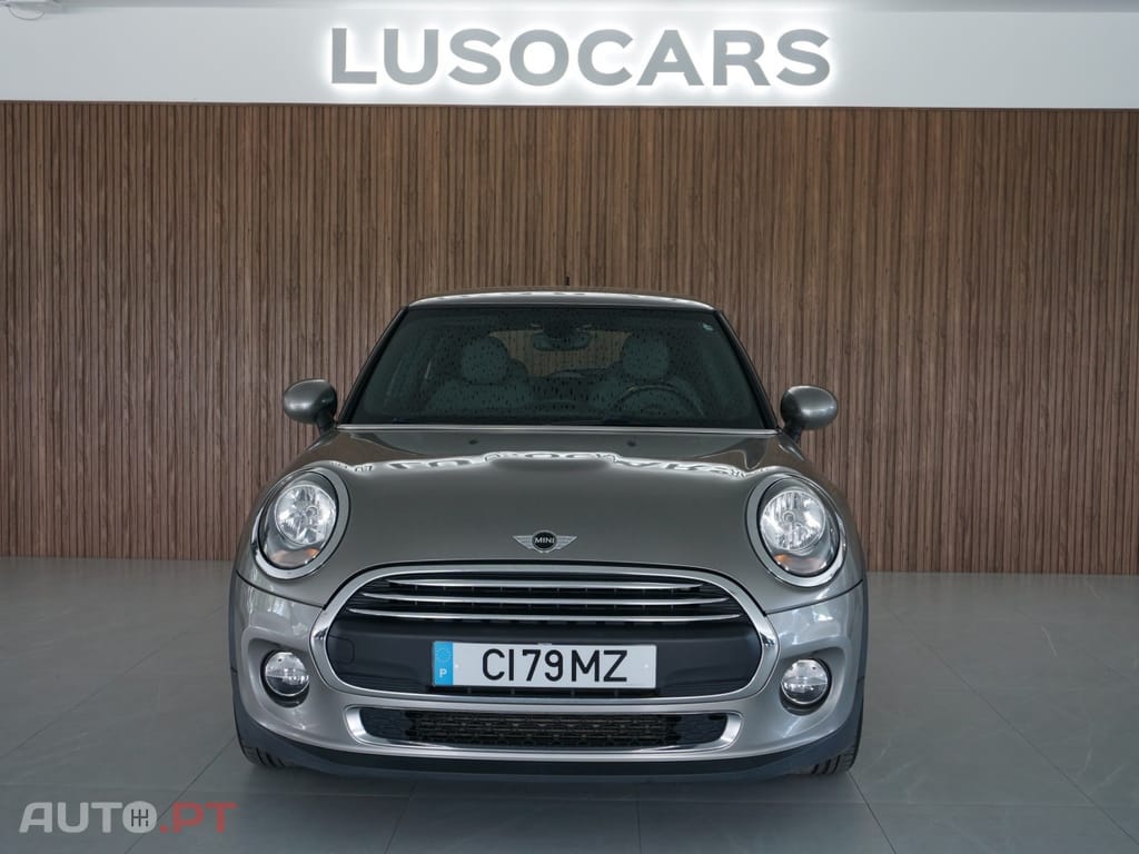 MINI Cooper One Blackyard