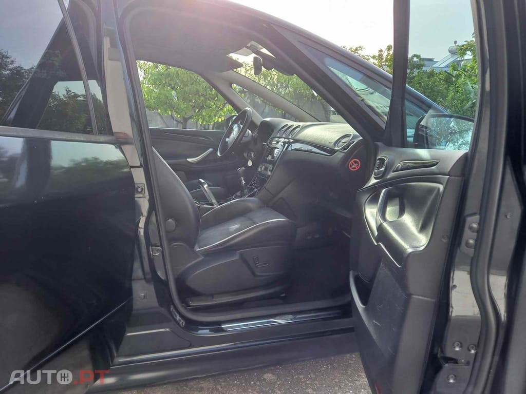 Ford S-Max 2.2 TDCi Titanium 7L