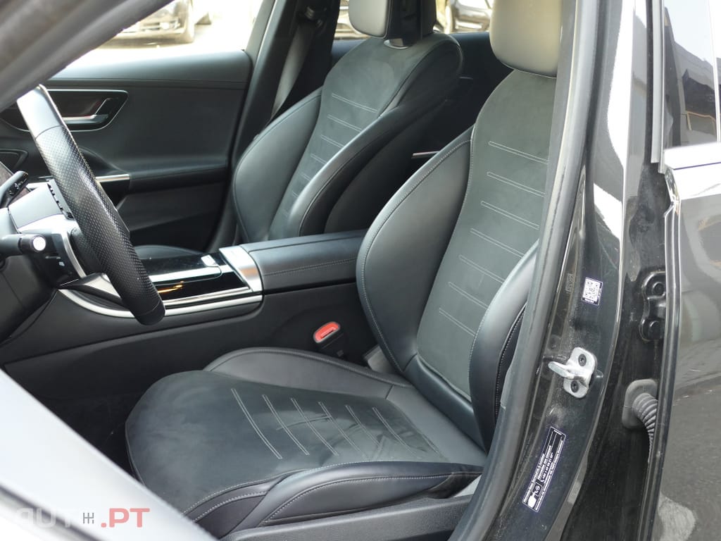 Mercedes-Benz C 300 e AMG Line