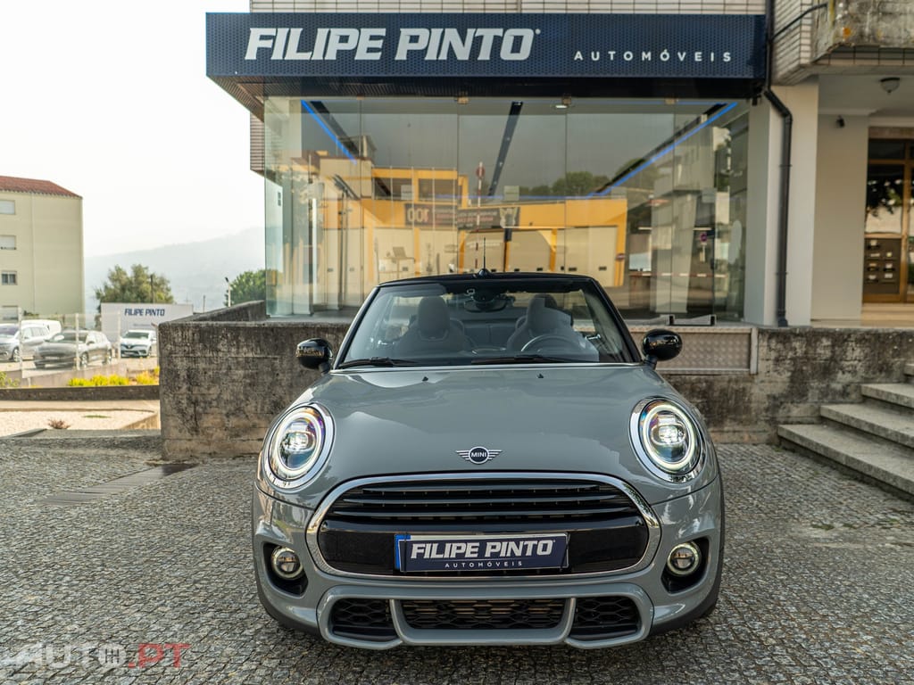 MINI Cabrio Cooper Premium Extra JCW Auto