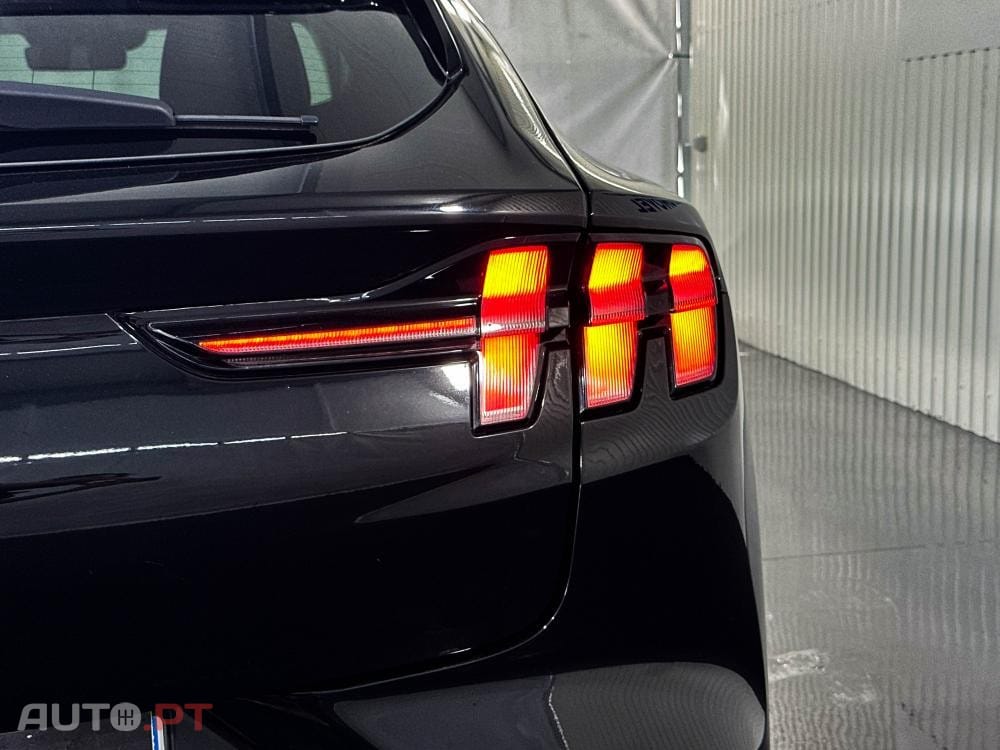 Ford Mustang Mach-E Extended Range
