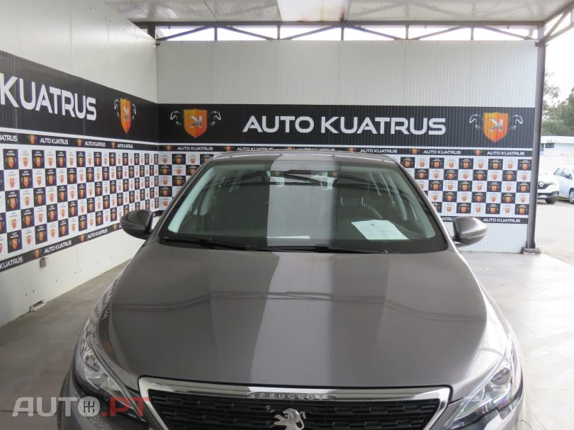 Peugeot 308 1.5 BlueHDi Business Line