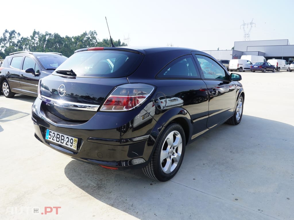 Opel Astra GTC 1.7 CDTi