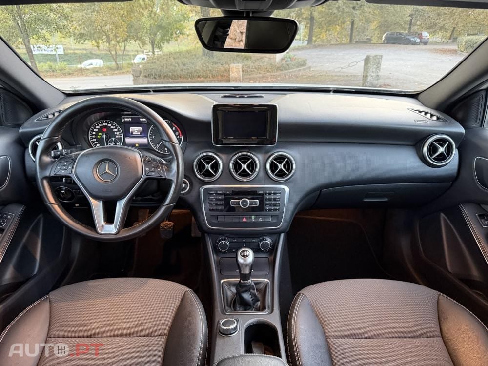 Mercedes-Benz A 180 d BlueEFFICIENCY Edition Style