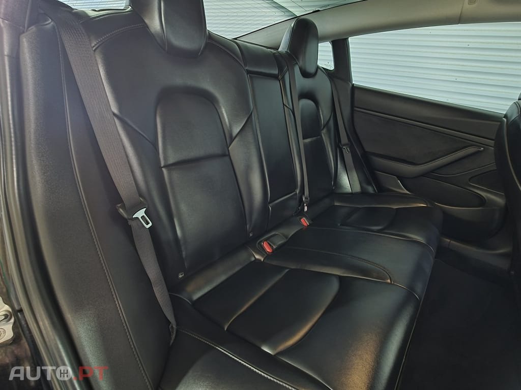Tesla Model 3 LONG RANGE DUAL MOTOR