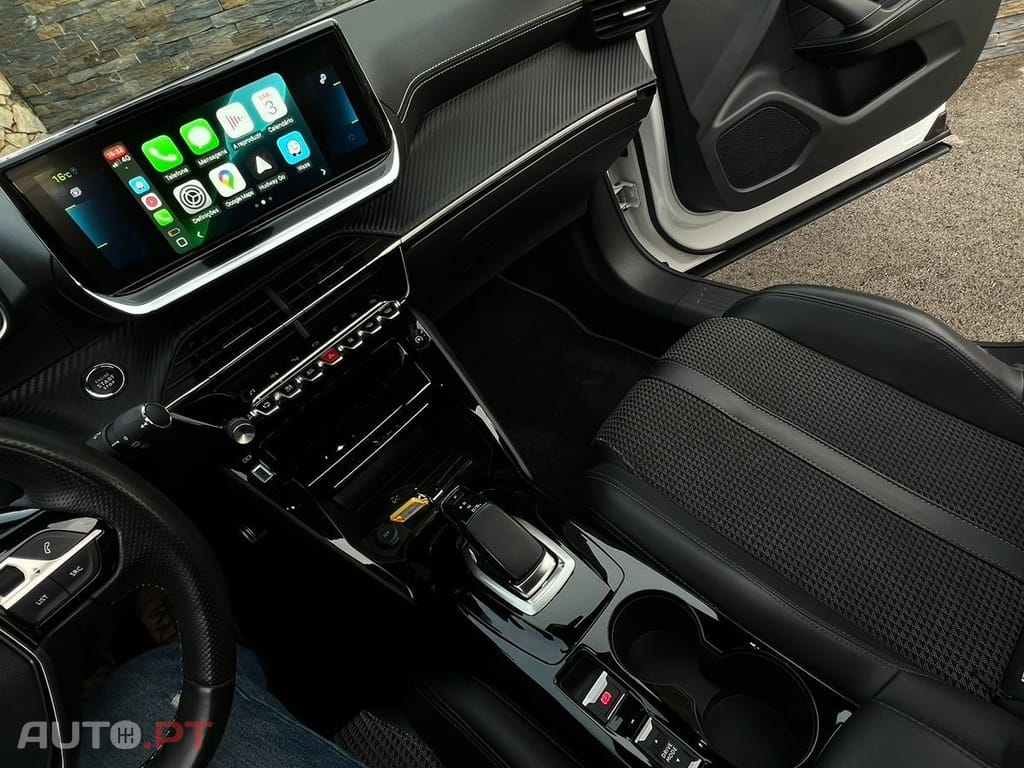 Peugeot E-2008 50 kWh GT Line