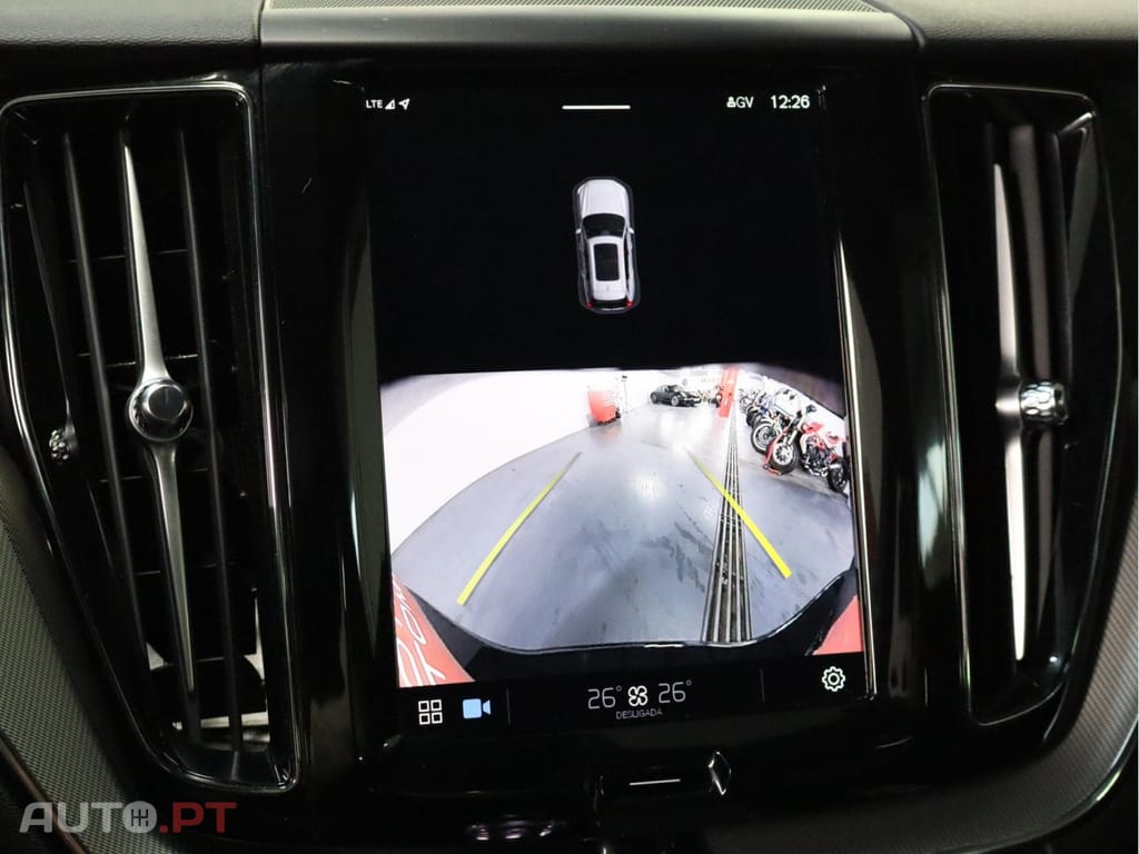 Volvo XC60 2.0 T6 PHEV Black Edition AWD