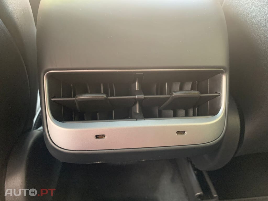 Tesla Model Y Performance Tração Integral
