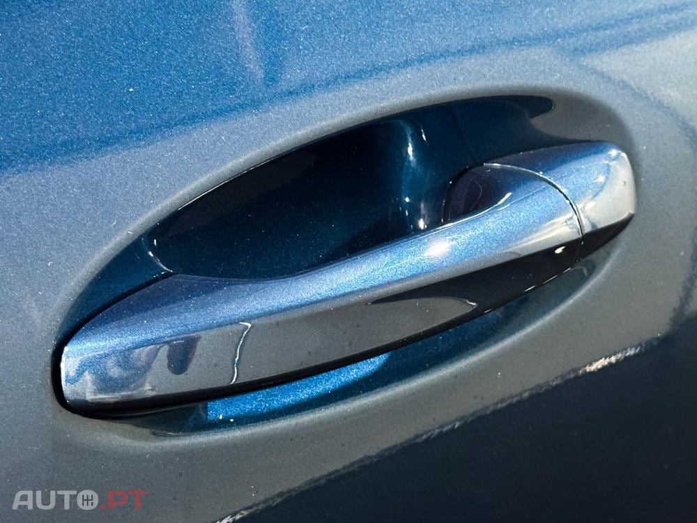 Mercedes-Benz EQA 250+ Electric Art