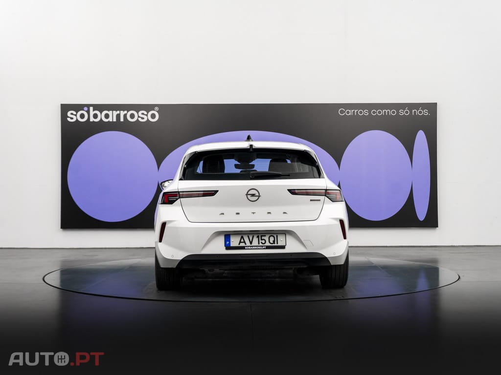 Opel Astra 1.6 T PHEV Business