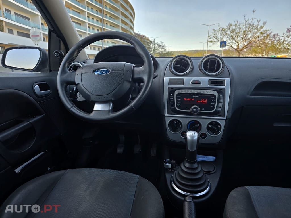 Ford Fiesta Ghia Tdci