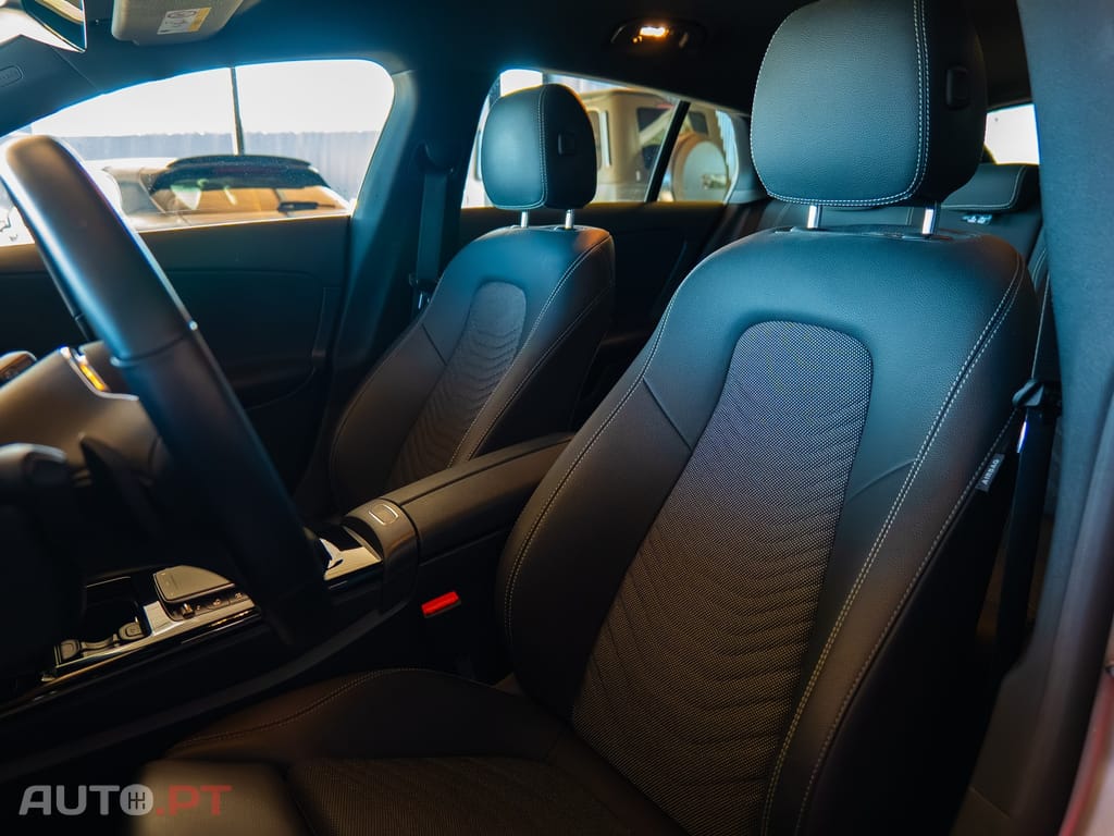 Mercedes-Benz CLA 250 e Style Plus