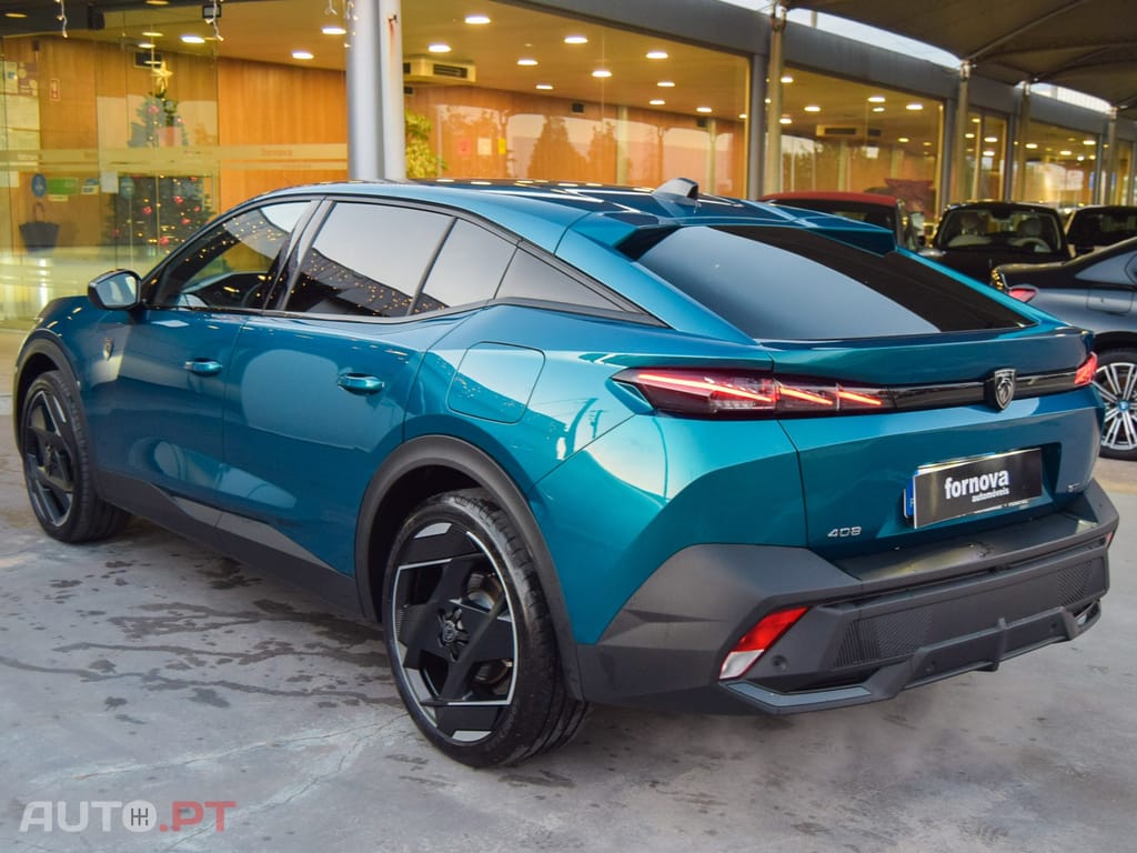 Peugeot 408 1.6 Hybrid GT e-EAT8