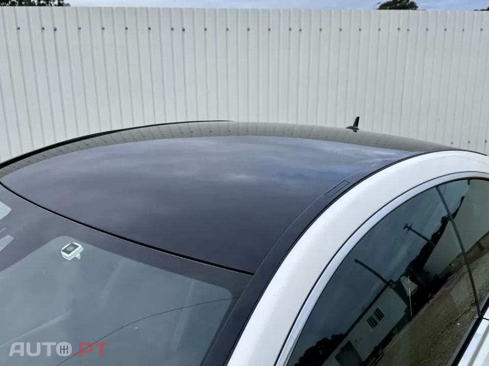 Mercedes-Benz E 250 CDi Avantgarde BlueEfficiency