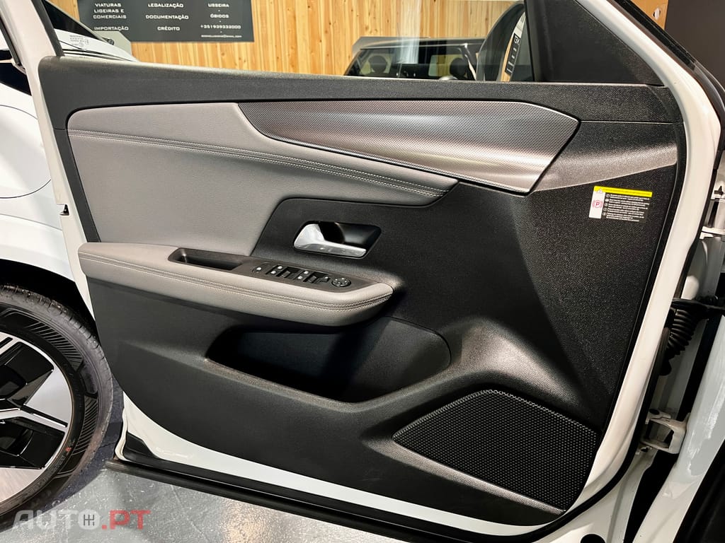 Opel Mokka-E Elétrico