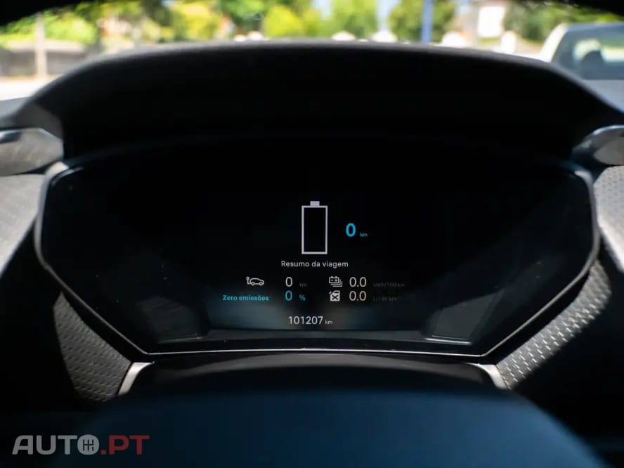 Citroen C5 X 1.6 Hybrid Plus e-EAT8