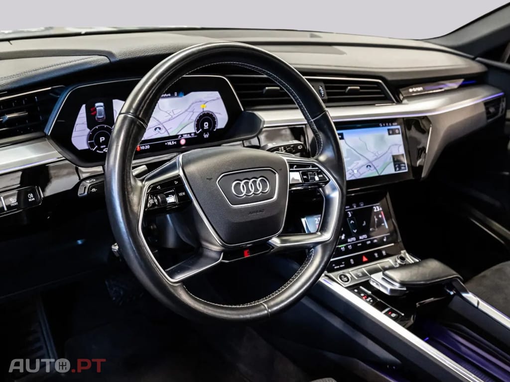 Audi E-Tron I.V.A DEDUTÍVEL  50  S LINE