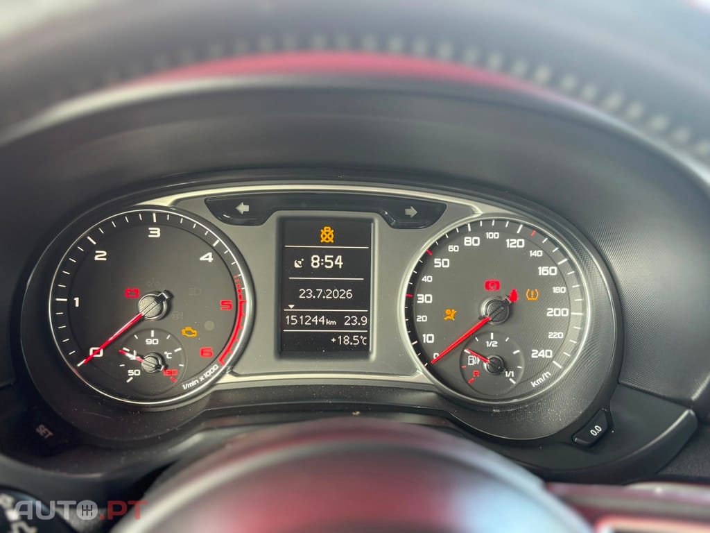 Audi A1 1.6 TDi S-line