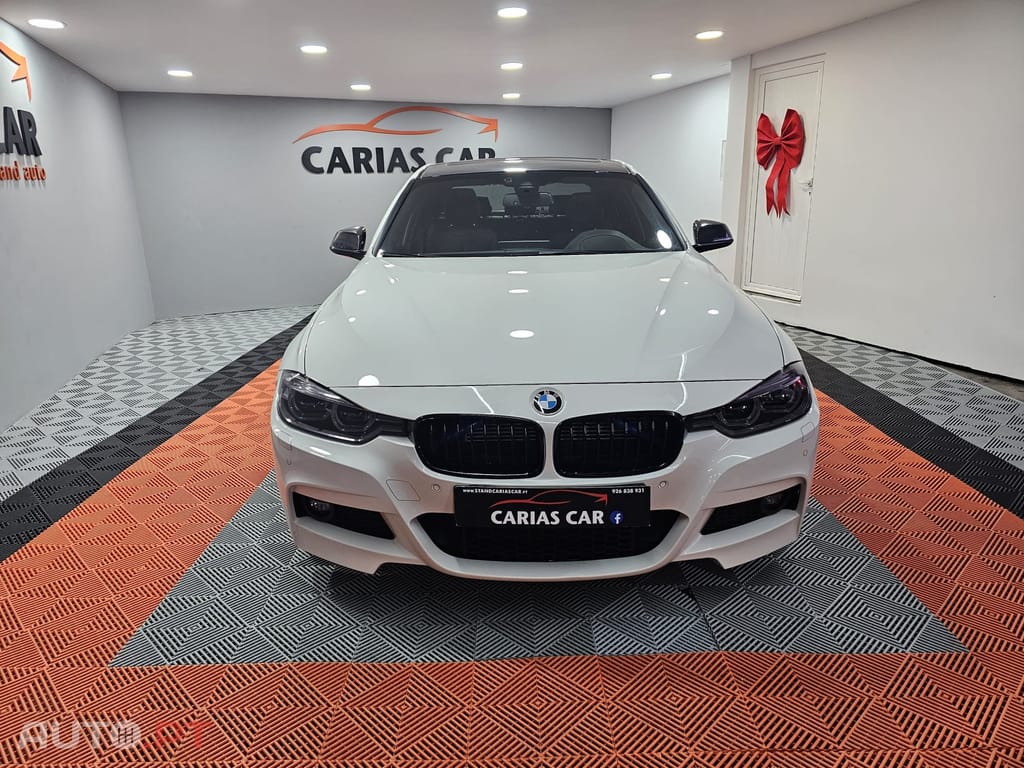 BMW 330 e iPerfomance Pack M