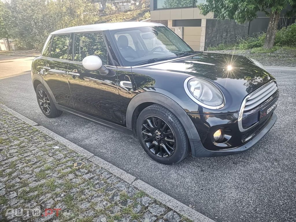 MINI One Cooper D Auto