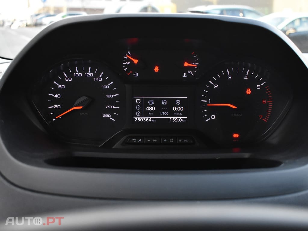 Peugeot Partner 1.5 BlueHDi Premium Longa