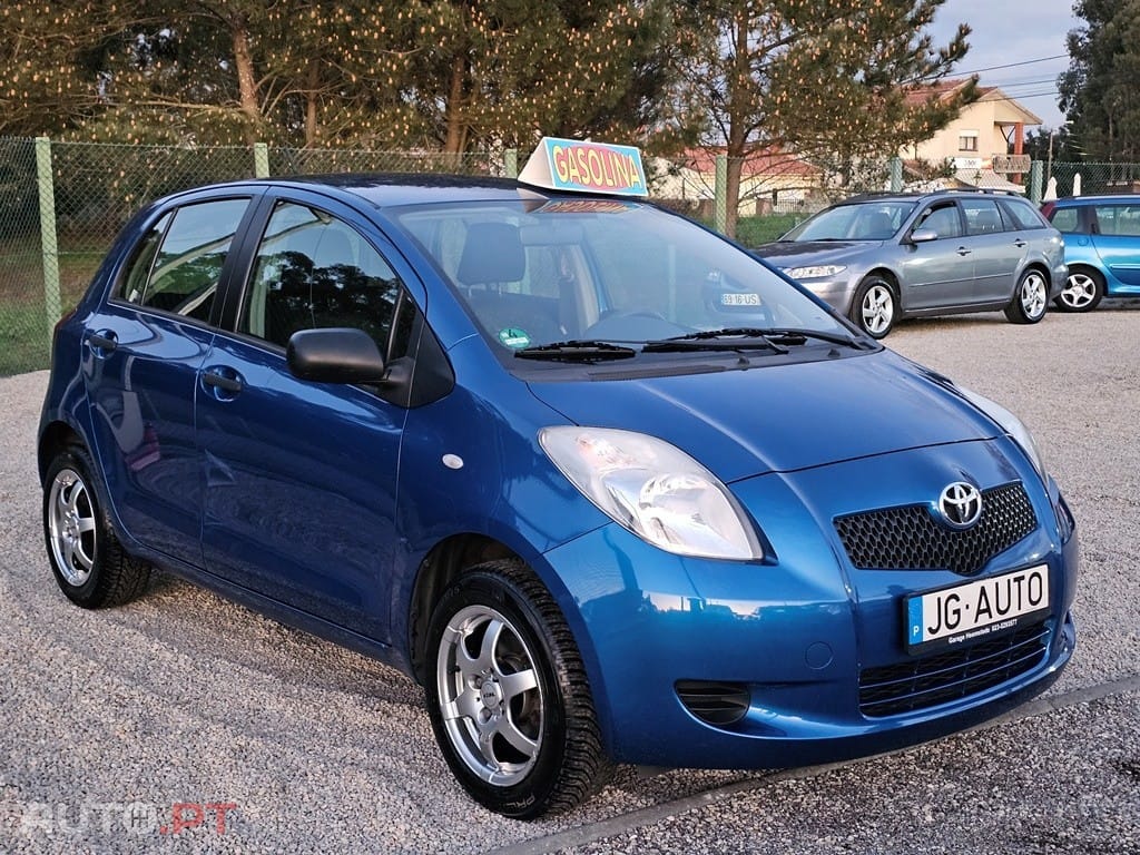 Toyota Yaris 1.0 VVT-i AC