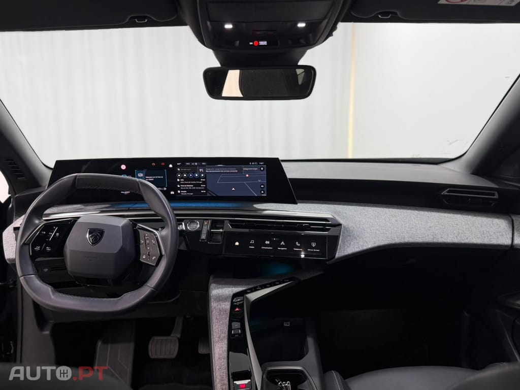 Peugeot 3008 1.2 Hybrid Allure e-DCS6