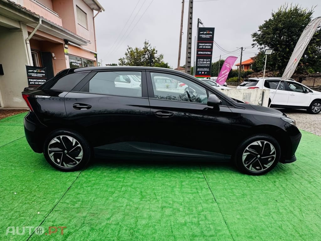 MG MG4 51 kWh Standard