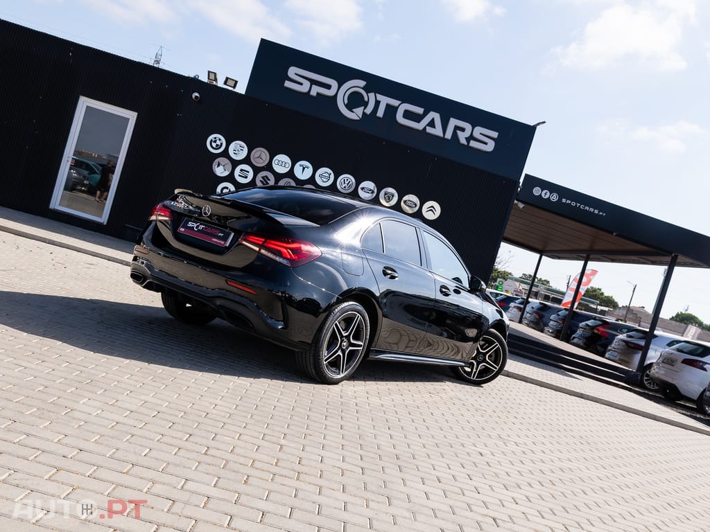 Mercedes-Benz A 250 e 8G-DCT AMG Line — fotografia 6