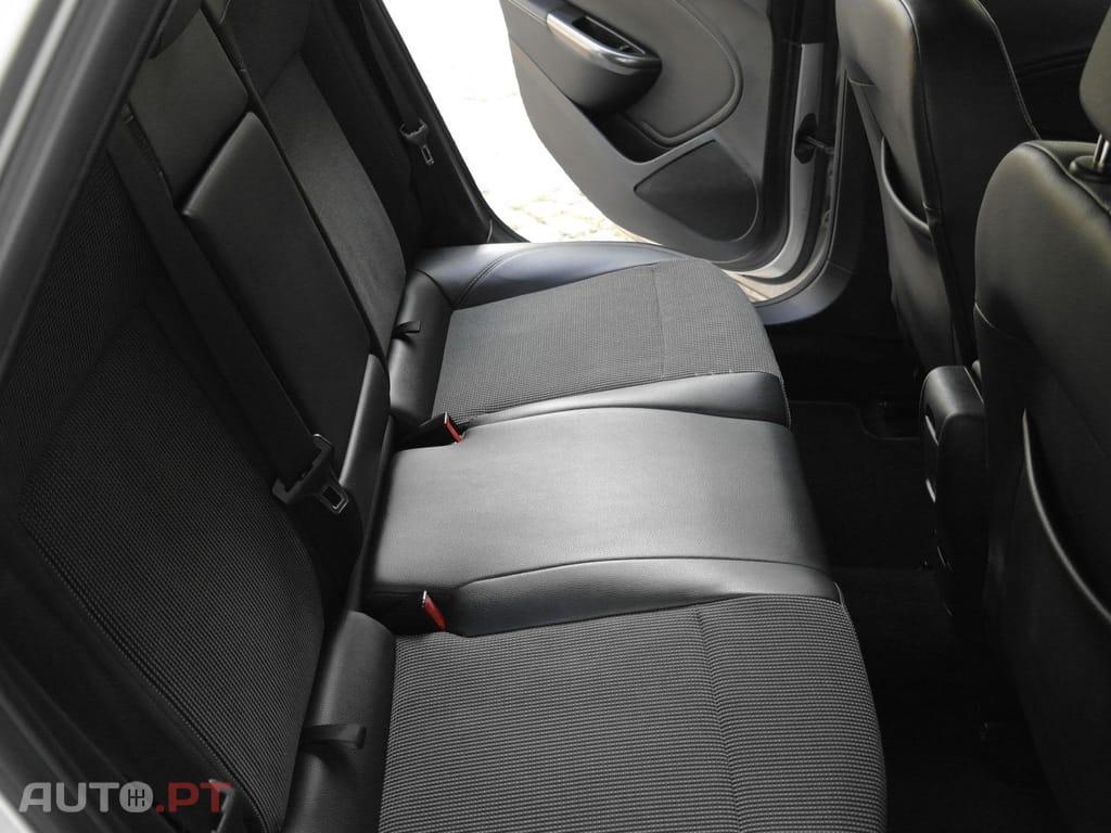 Opel Astra Sports Tourer 1.7 CDTi Cosmo