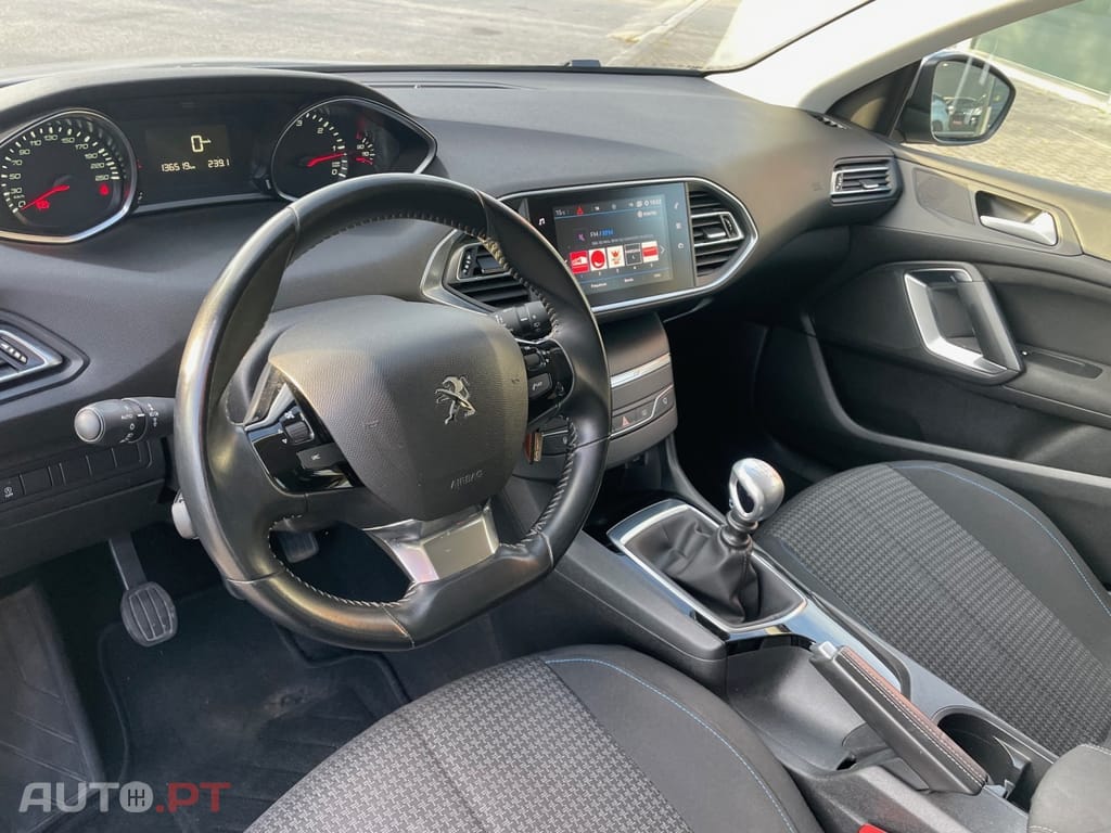 Peugeot 308 1.5 BlueHDi Style